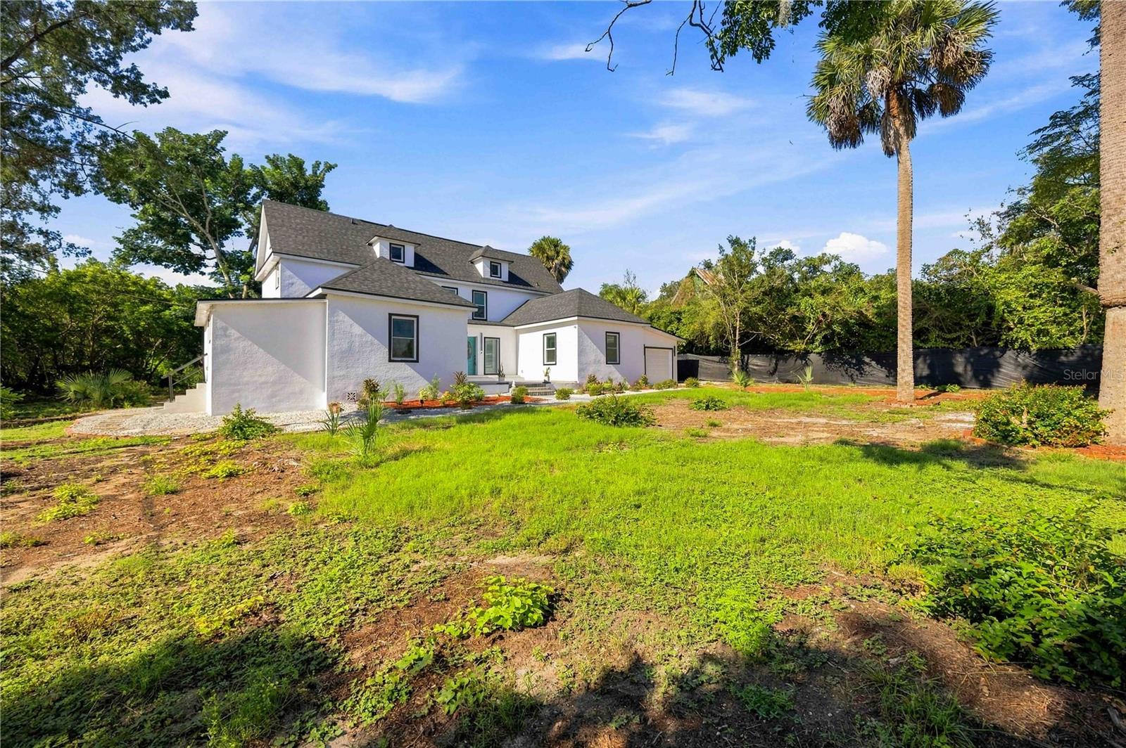 401 OLD SCHOOL HOUSE ROAD E