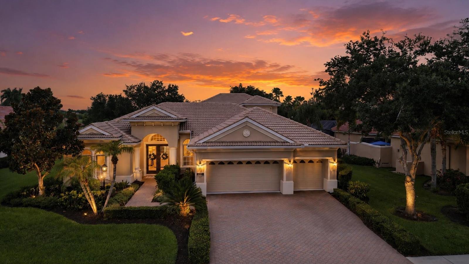 6806 DOMINION LANE