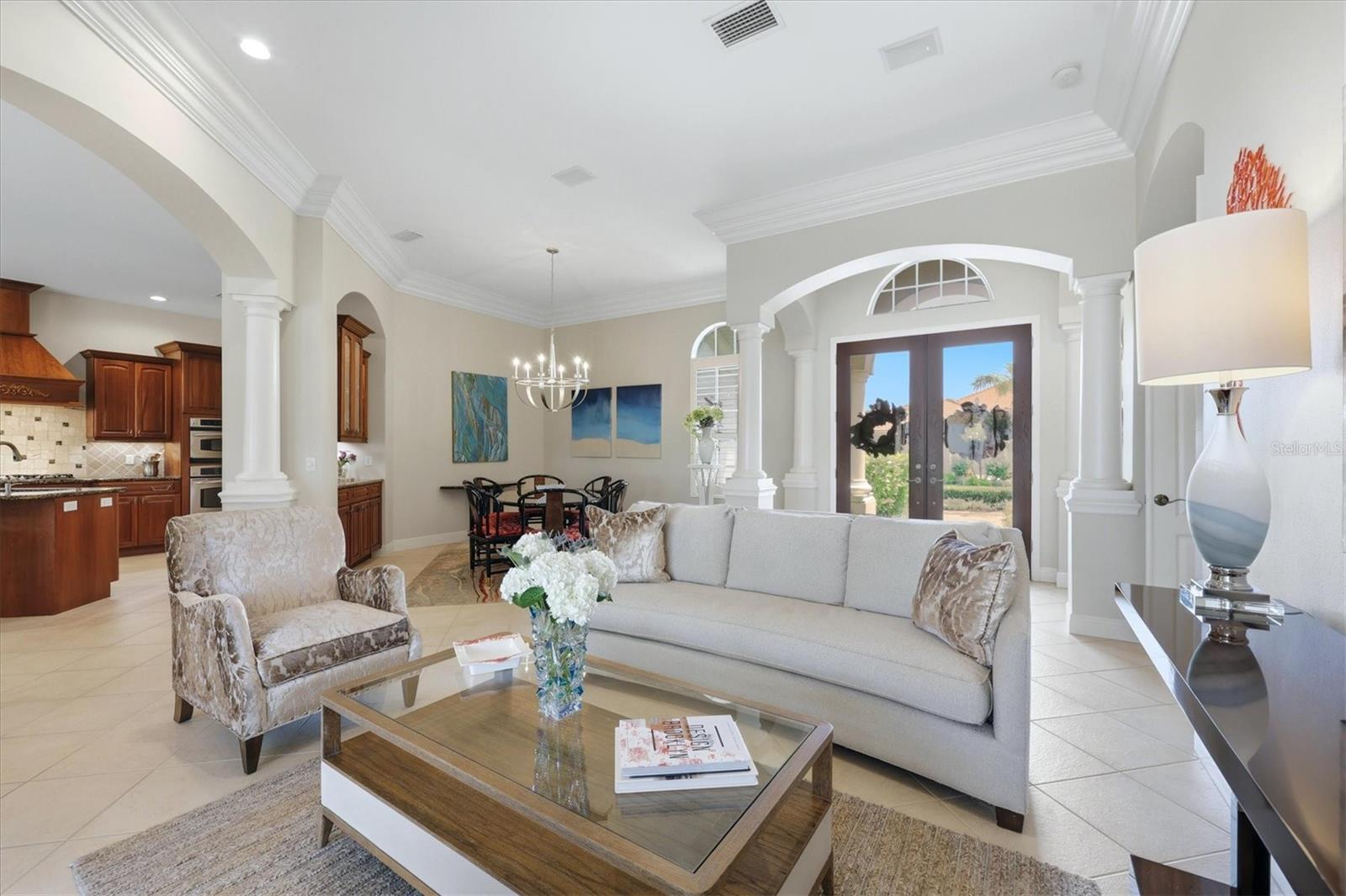 6806 DOMINION LANE