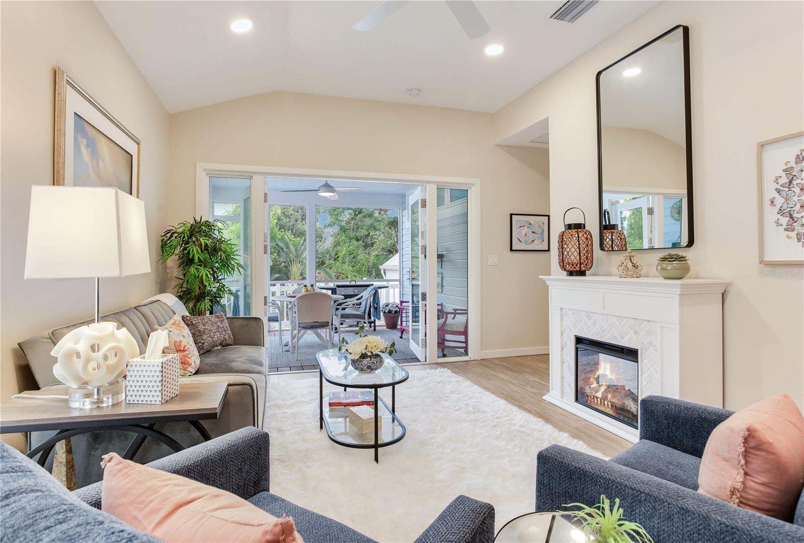 OSPREY AVE SUB - Residential