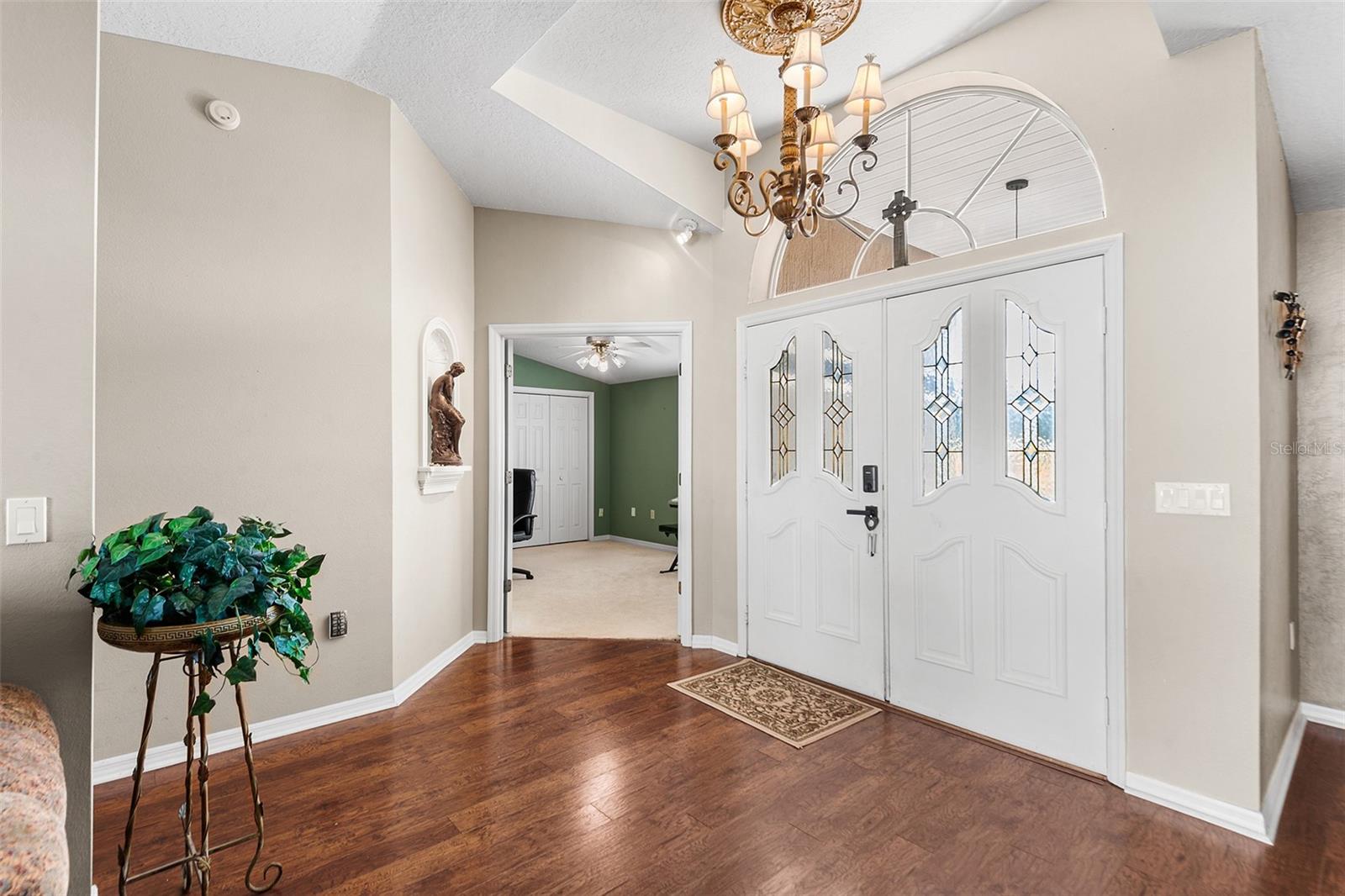 HUNTERS RUN - Residential