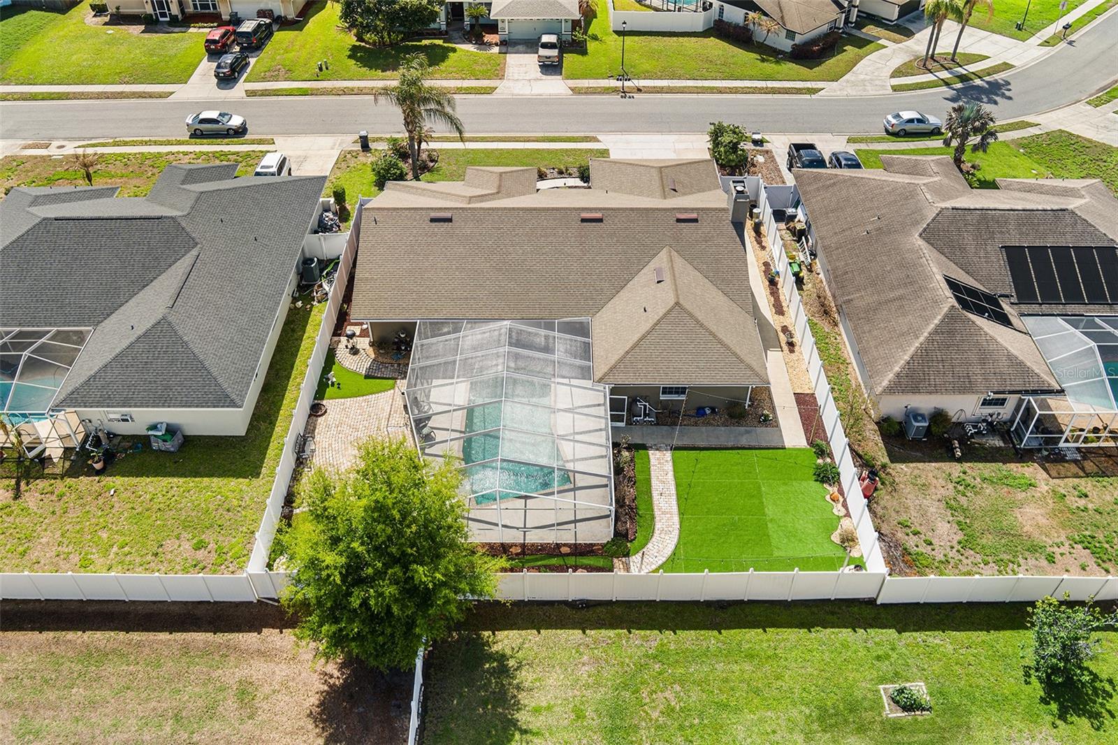 HUNTERS RUN - Residential