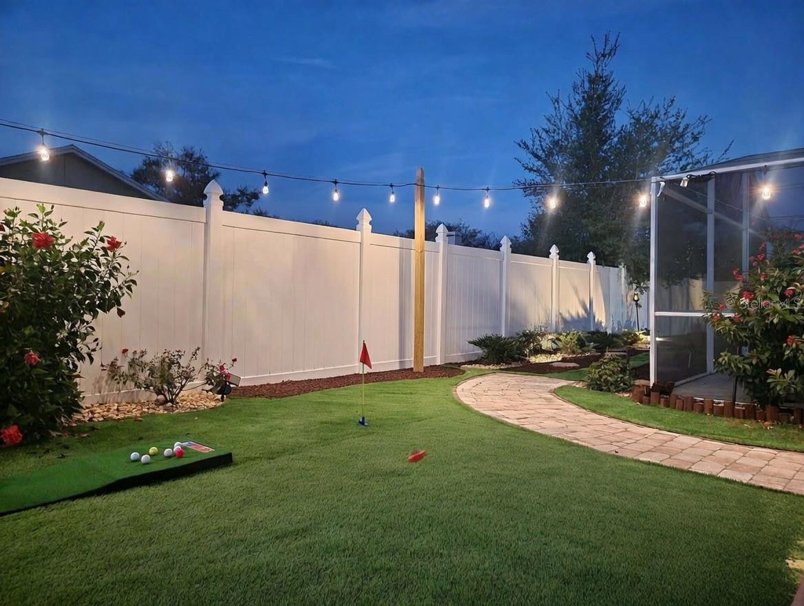 HUNTERS RUN - Residential