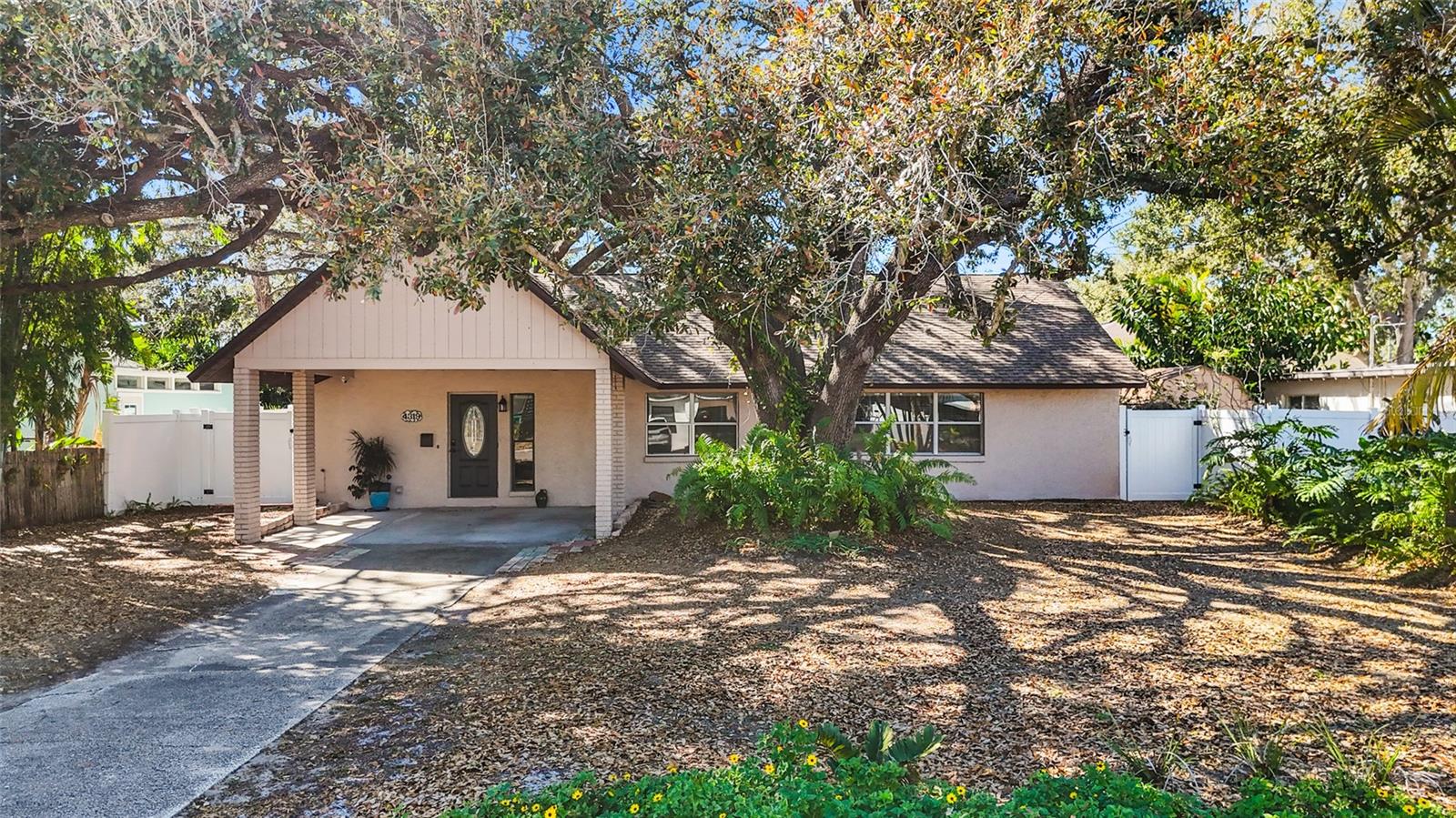 4319 S Cameron Avenue