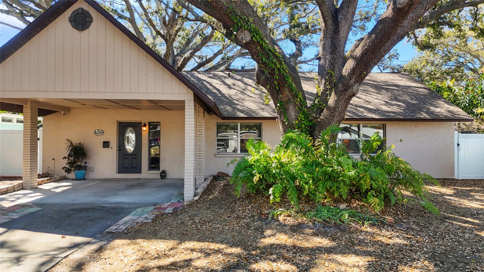 4319 S CAMERON AVENUE