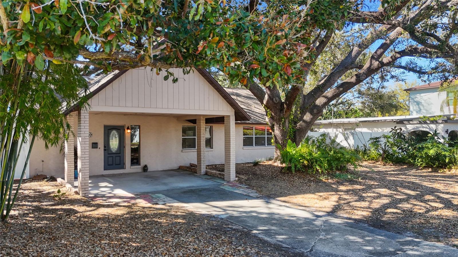 4319 S CAMERON AVENUE