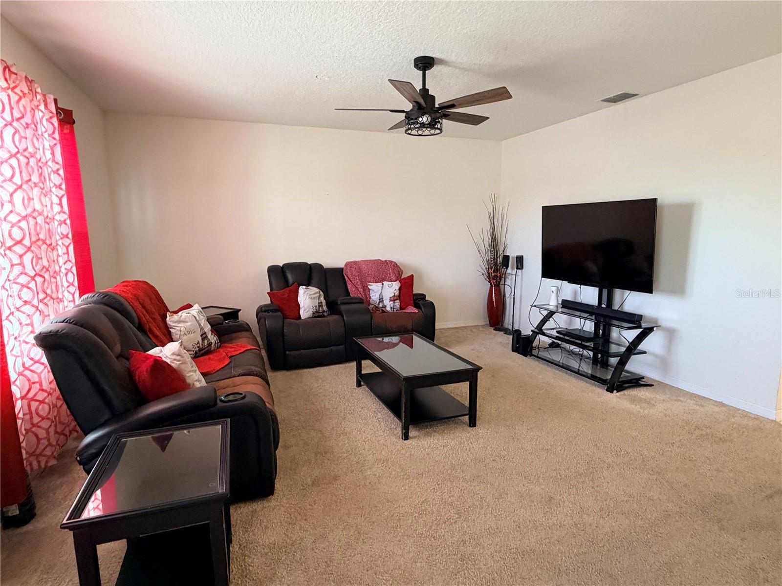 LUCERNE PARK RESERVE - Residential Lease