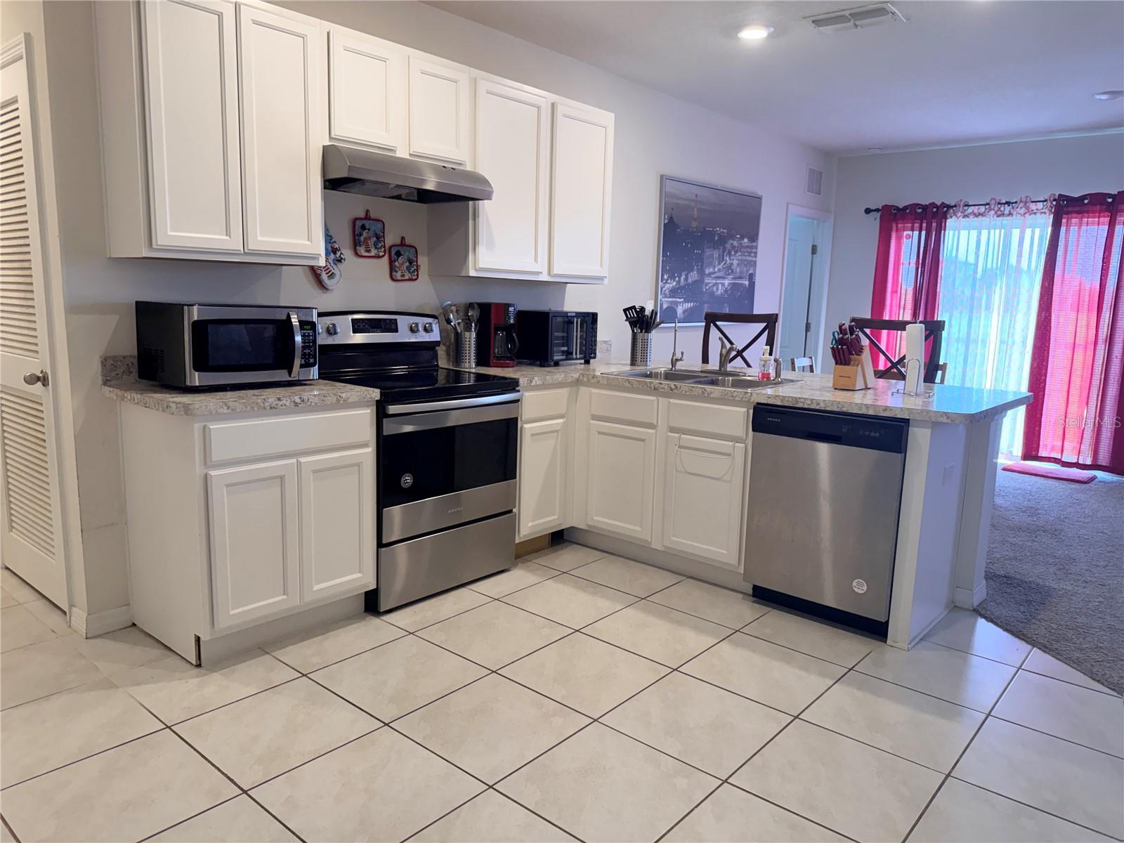 LUCERNE PARK RESERVE - Residential Lease