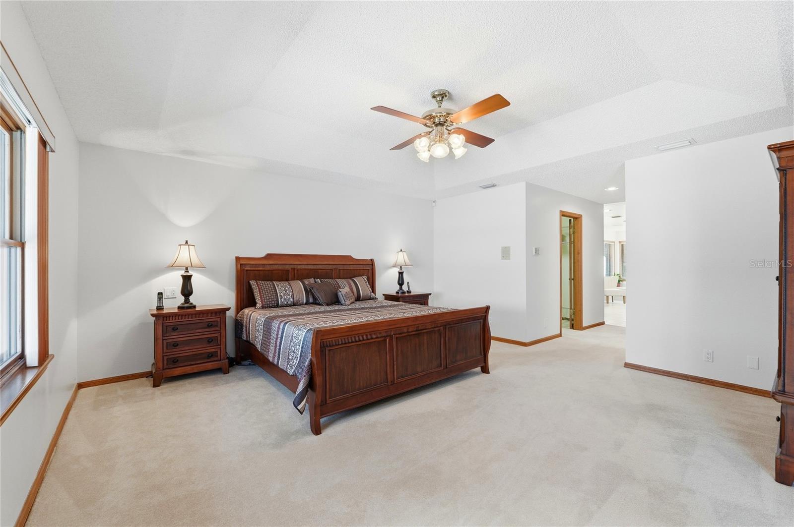 ELOISE WOODS LAKE ROY UNIT - Residential