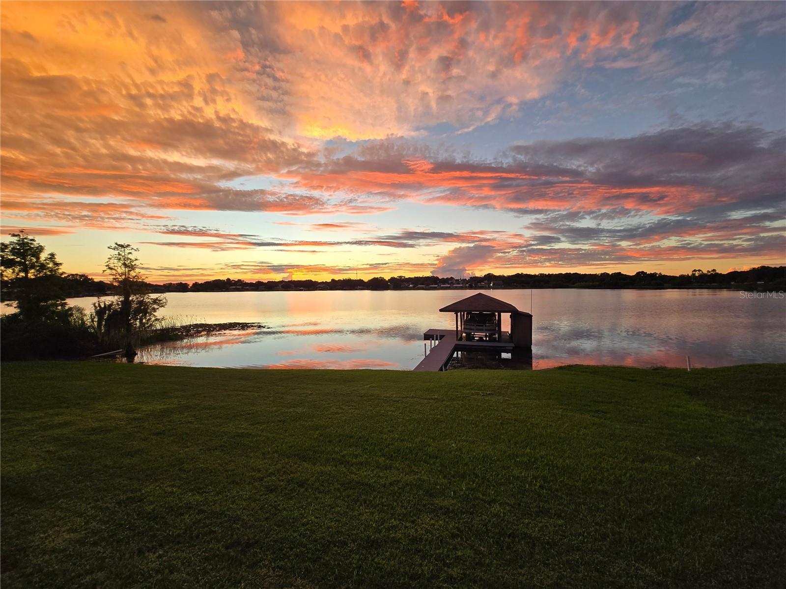 ELOISE WOODS LAKE ROY UNIT - Residential