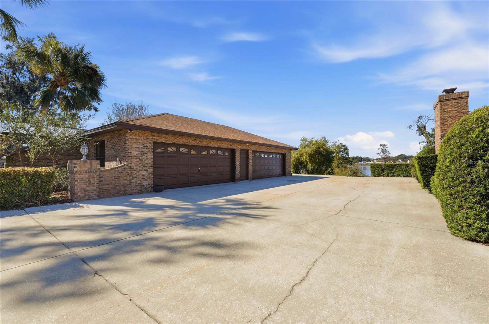 ELOISE WOODS LAKE ROY UNIT - Residential