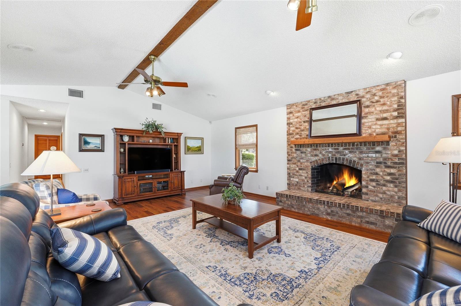 ELOISE WOODS LAKE ROY UNIT - Residential