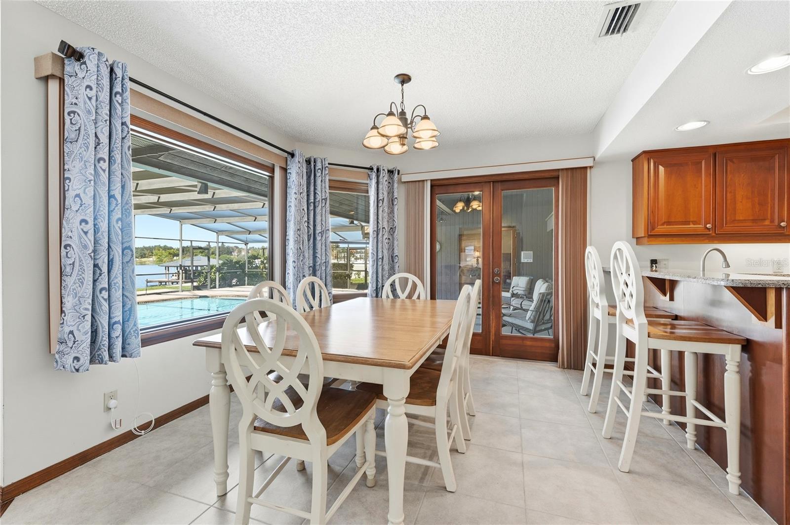 ELOISE WOODS LAKE ROY UNIT - Residential