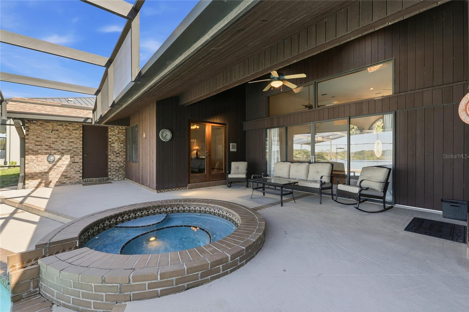 ELOISE WOODS LAKE ROY UNIT - Residential