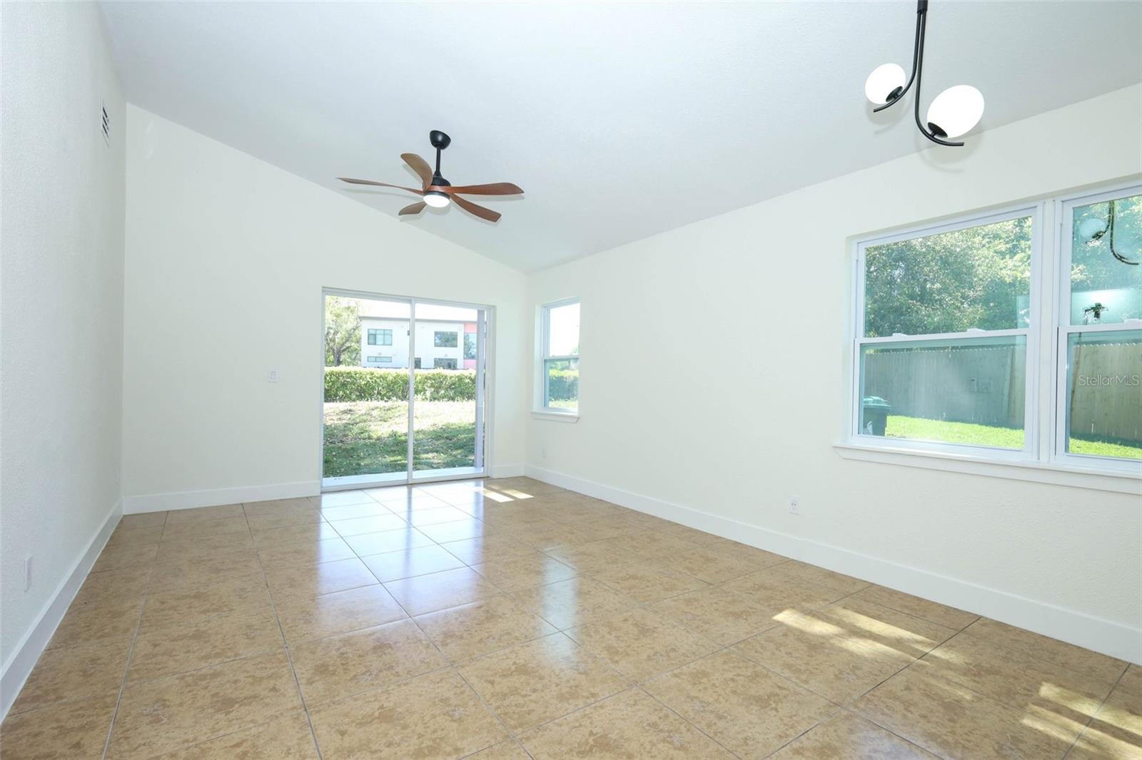 SHERWOOD FOREST - Residential