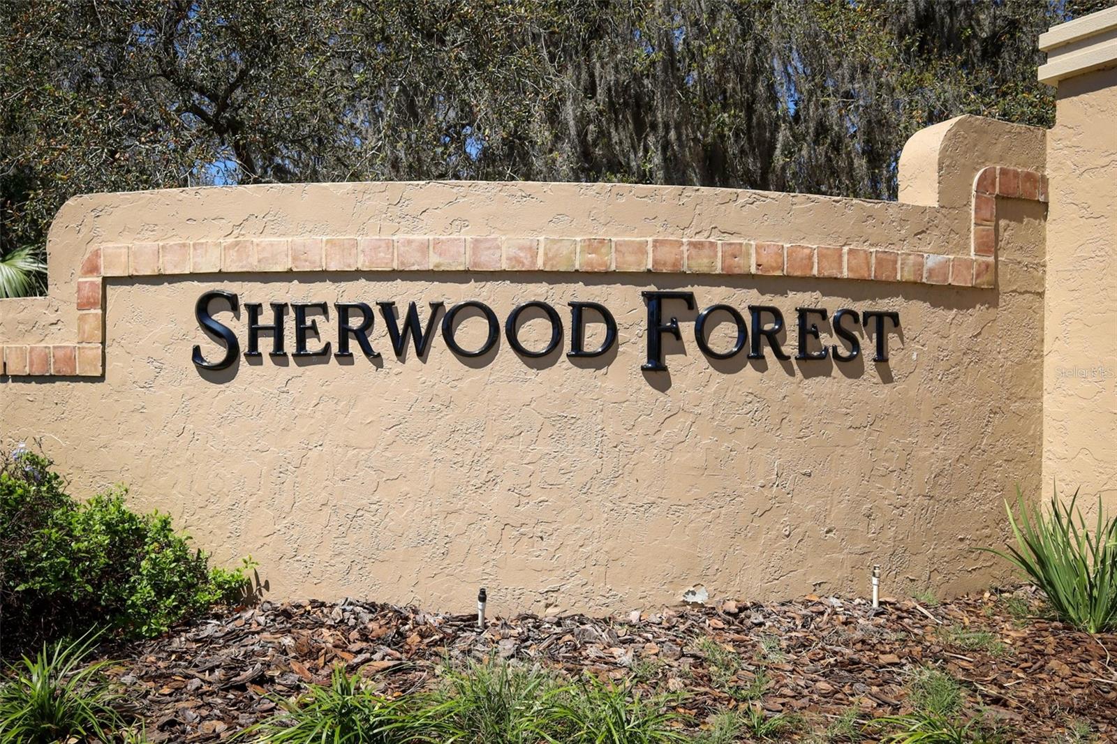 SHERWOOD FOREST - Residential