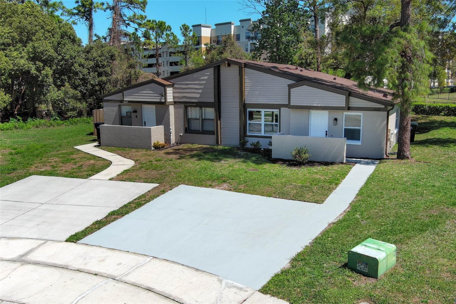 SHERWOOD FOREST - Residential