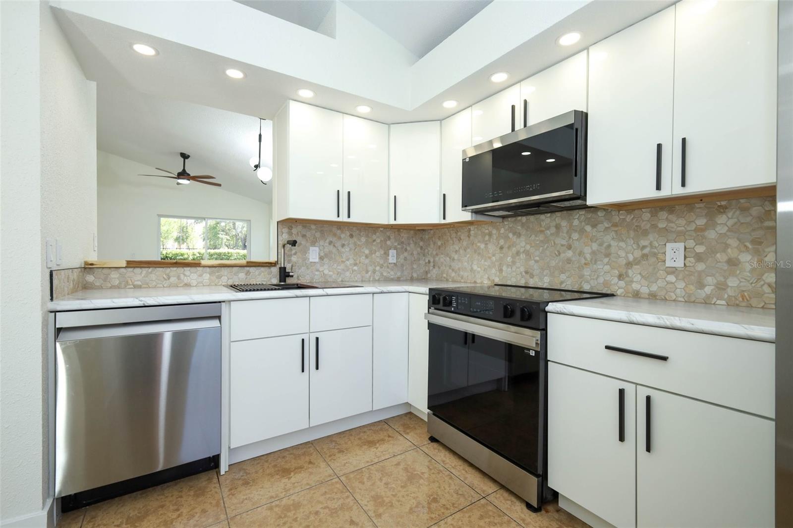 SHERWOOD FOREST - Residential