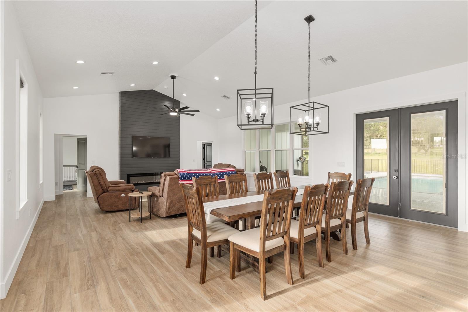 SUGARWOOD FARMS - Residential