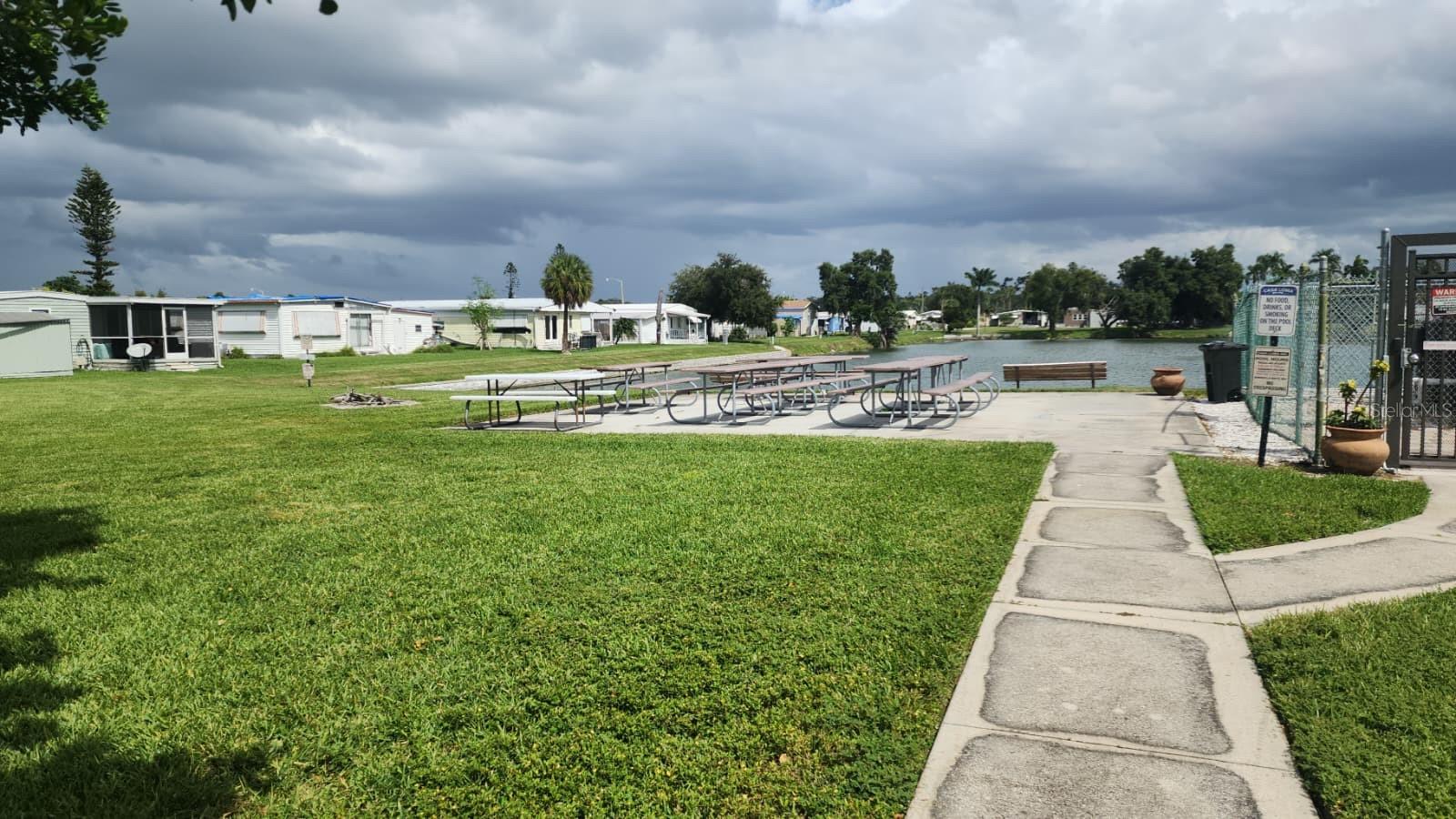 CASA LOMA MOBILEHOME - Land