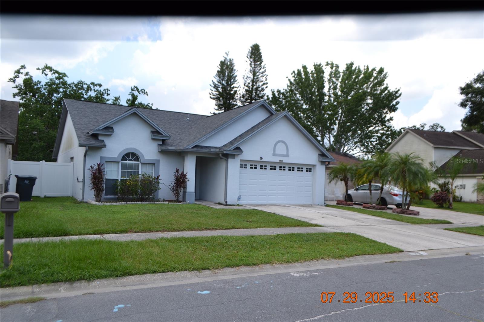 BEAUTIFUL 3 BEDROOM 2 BATH SINGLE STORY HOME WITH LAWN SERVICE! GREAT ROOM PLAN, FORMAL DINING ROOM WITH EAT IN KITCHEN, OVERSIZED BEDROOMS, PRIMARY SUITE WITH ENSUITE AND HIS HERS SINKS, WALK IN CLOSETS, INSIDE LAUNDRY ROOM, SLIDERS LEADING TO LARGE FENCED BACKYARD. DOUBLE CAR GARAGE WITH OPENERS. HOME IS READY FOR MOVE IN. READY FOR IMMEDIATE MOVE IN.