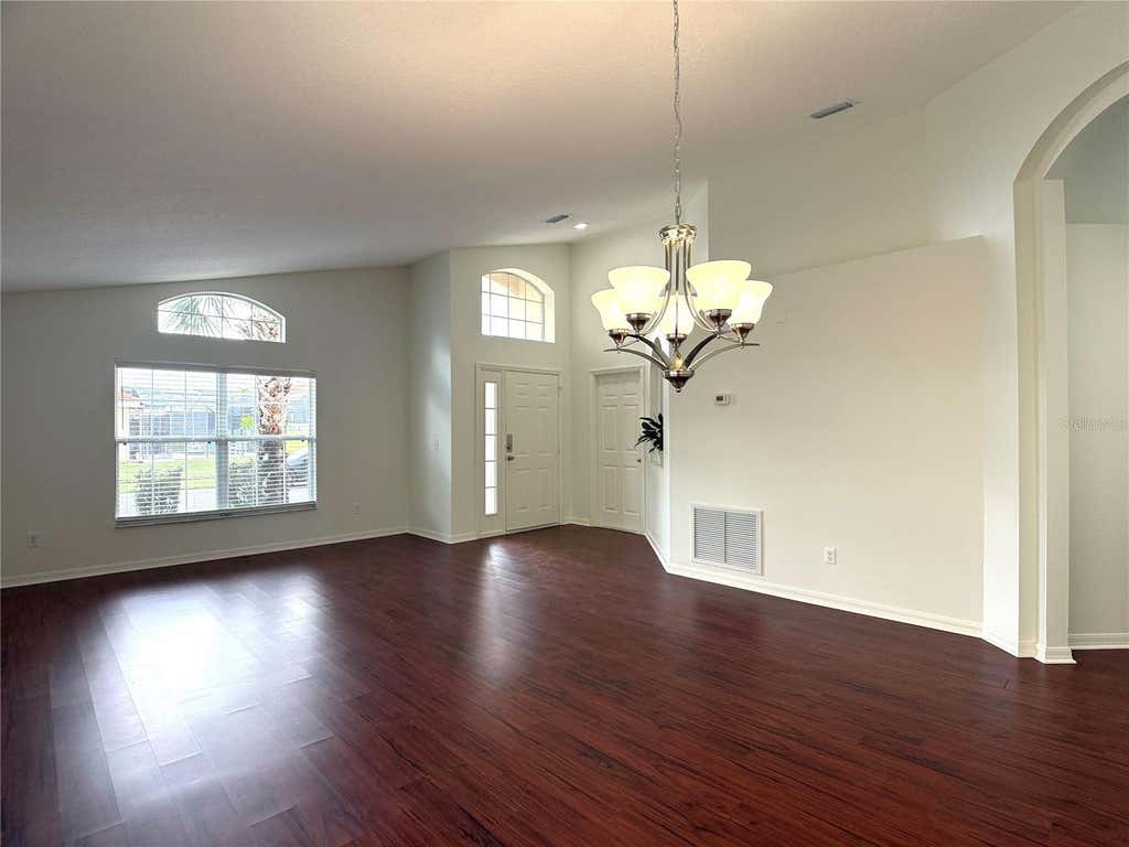 Photo of 538 Solana Circle, Davenport, FL 33897 (MLS # O6430669)