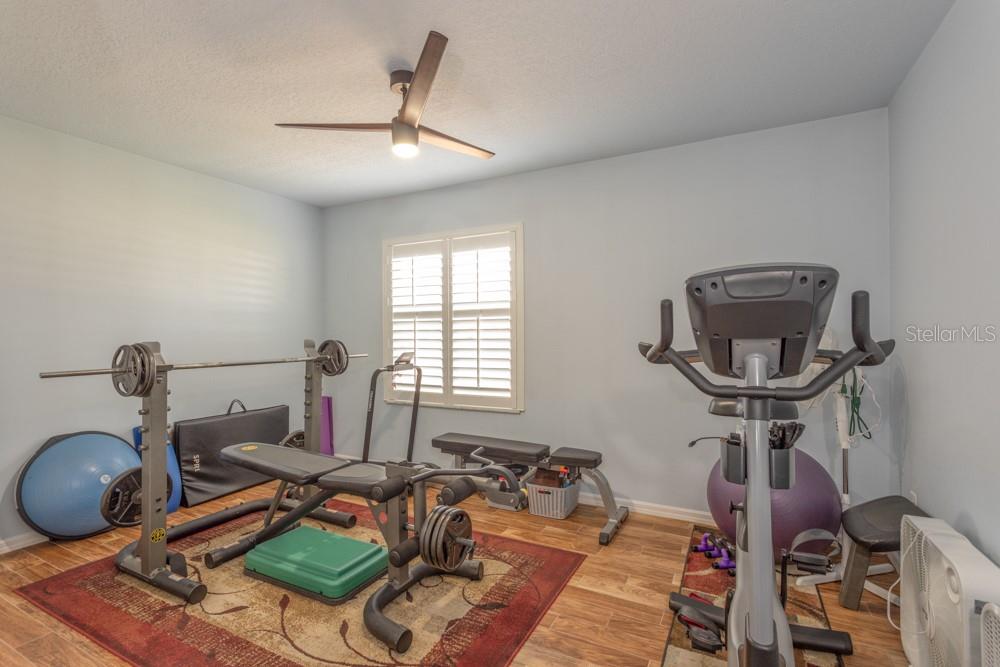 EAST HAMPTON - Residential