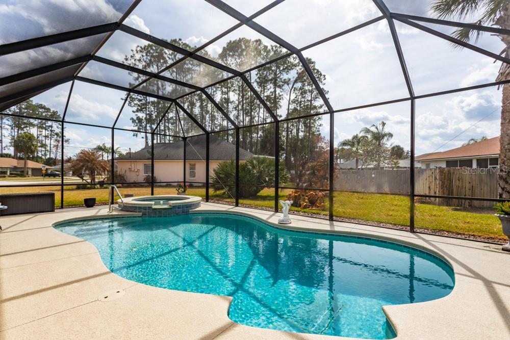 EAST HAMPTON - Residential