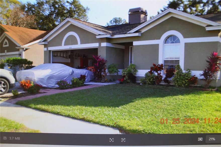 BEATUFIUL THREE BEDROOM TWO BATH SINGLE STORY HOME LOCATED IN PLANTATION. THIS HOME HAS LARGE GREAT ROOM, EAT IN KITCHEN, SLIDING GLASS DOORS LEADING TO BACKYARD, DOUBLE CAR GARAGE, LOCATED CLOSE TO VETERANS EXPRESSWAY, CITRUS PARK MALL AND SCHOOLS