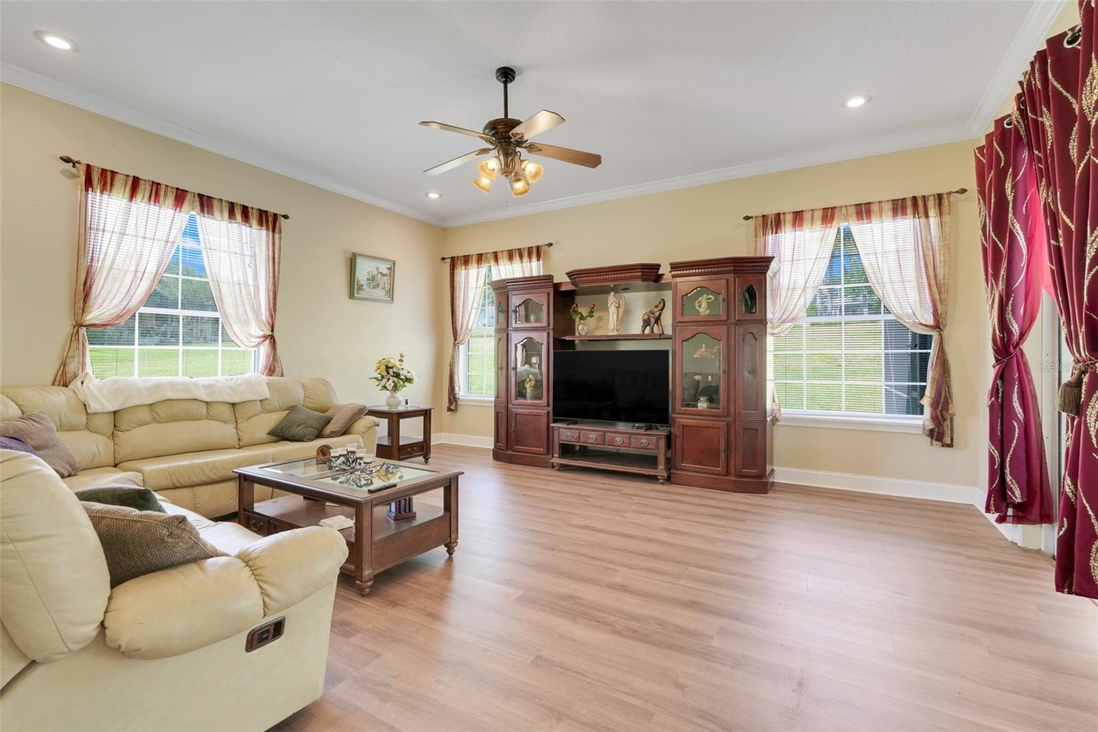 MINNEOLA WATERFORD LANDING SUB - Residential