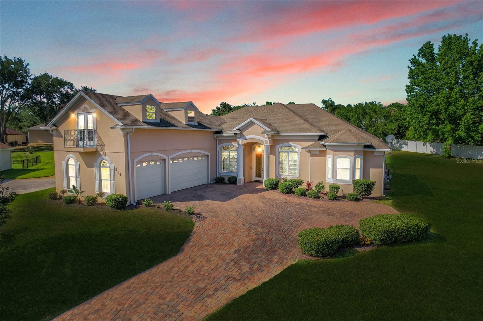 Lovingly maintained by its original owner, this spacious 4-bedroom, 4-bath pool home offers nearly 3,500 sqft of living space on an oversized lot with lake access to beautiful Lake Minneola. Located in a quiet, small community with low HOA fees and no CDD, this home combines space, privacy, and convenience.
Enjoy the Florida lifestyle year-round with a screen-enclosed pool, formal and open-concept living areas, and a functional layout perfect for entertaining or multi-generational living. The community provides exclusive lake access with a private dock, grilling area, and waterfront space to relax, paddle board, or take in Lake Minneola’s stunning sunsets. You're also just minutes from the public boat ramp, Hiawatha Park, and the South Lake Trail, offering endless recreational options.
Additional highlights include:
– Oversized lot in a low-traffic community
– Spacious bedrooms and bathrooms
– Easy access to Hwy 27, Florida’s Turnpike, and major shopping
– Super Close to Downtown Clermont, parks, and schools
This is a rare opportunity to own a home in one of Minneola’s most desirable lake-access neighborhoods. Schedule your showing today!