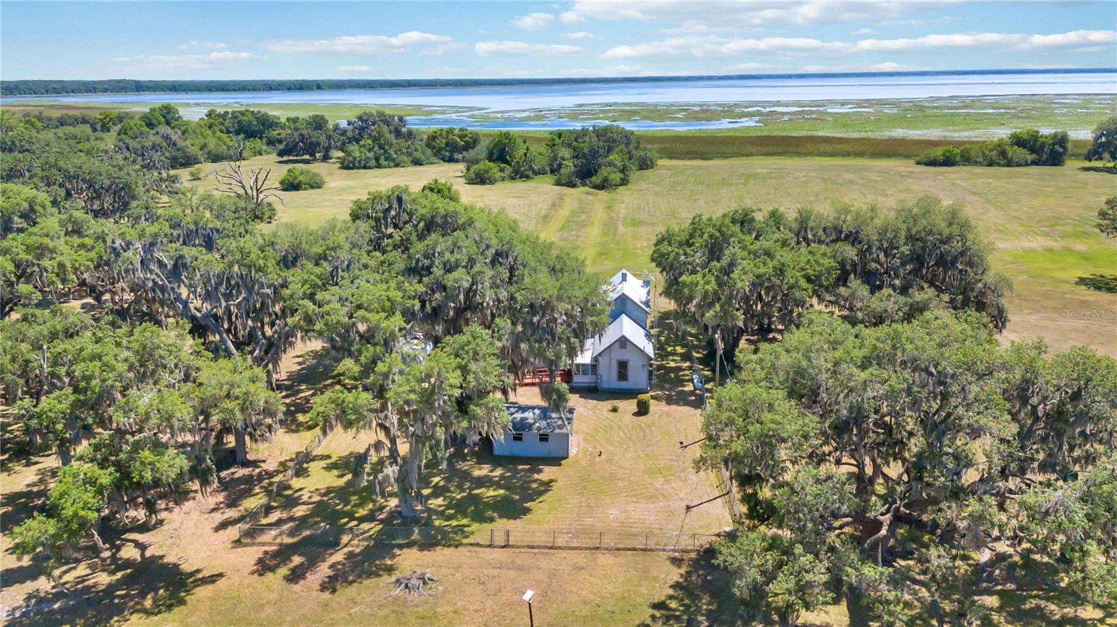 ACREAGE & UNREC - Residential