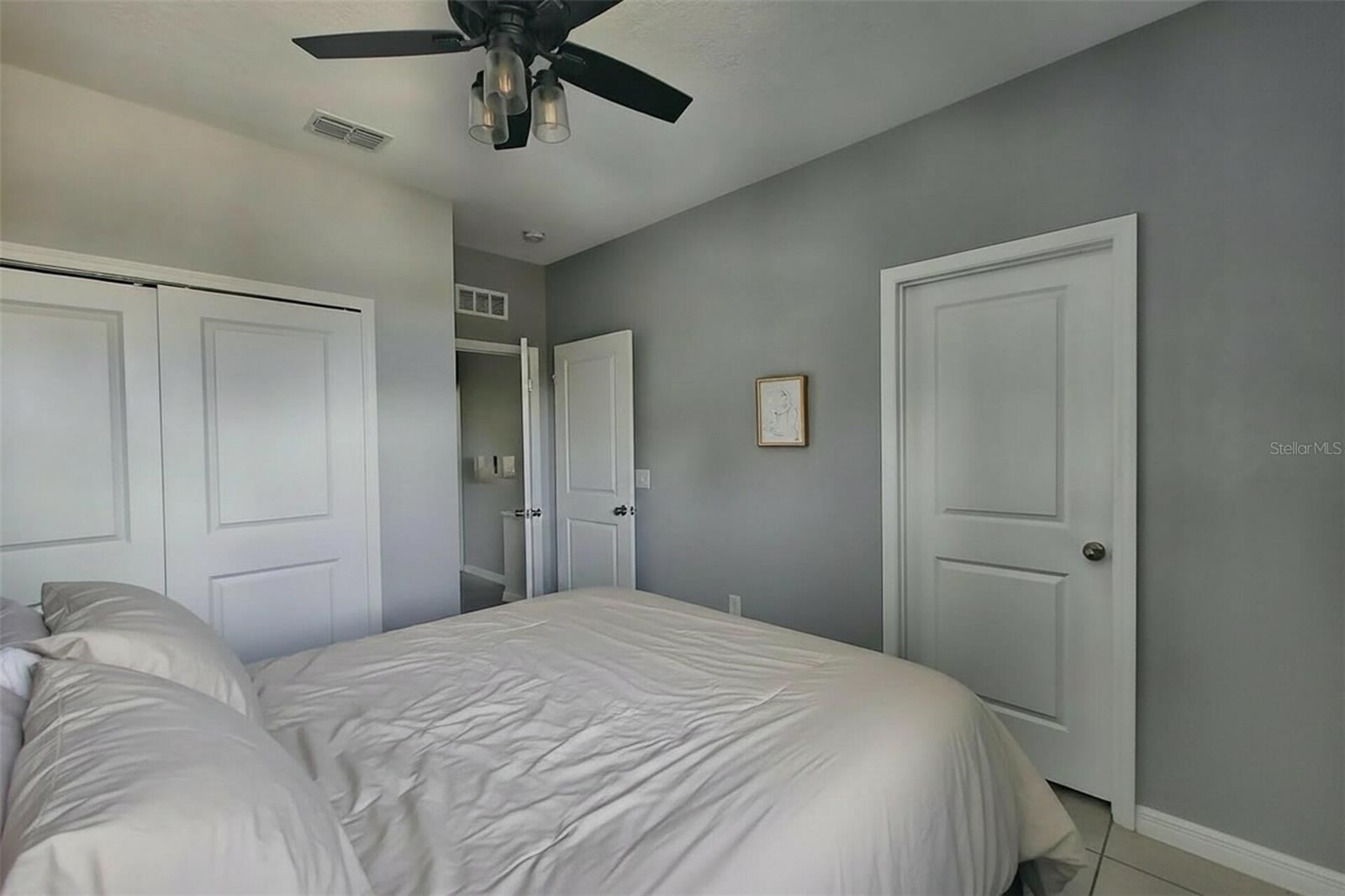 SAN SEBASTIAN RESERVE - Residential Lease