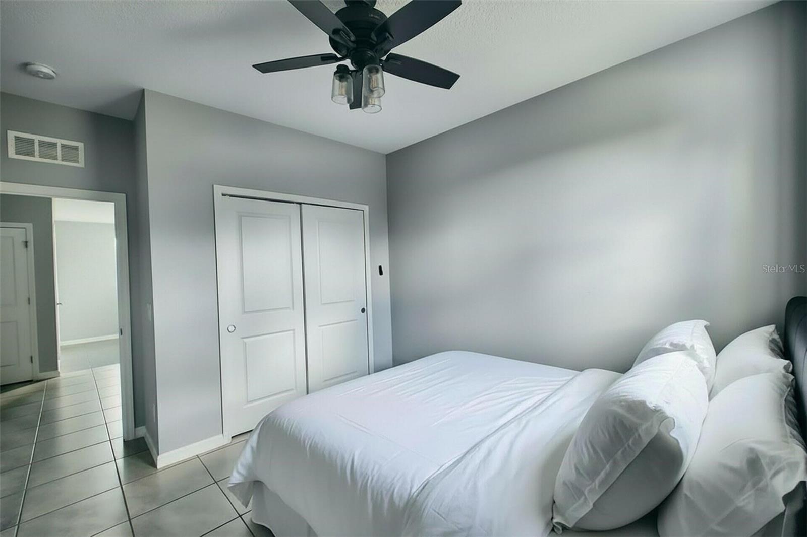 SAN SEBASTIAN RESERVE - Residential Lease