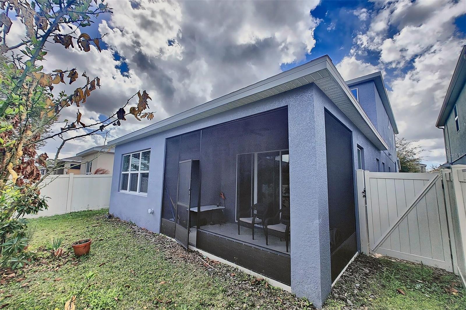 SAN SEBASTIAN RESERVE - Residential Lease