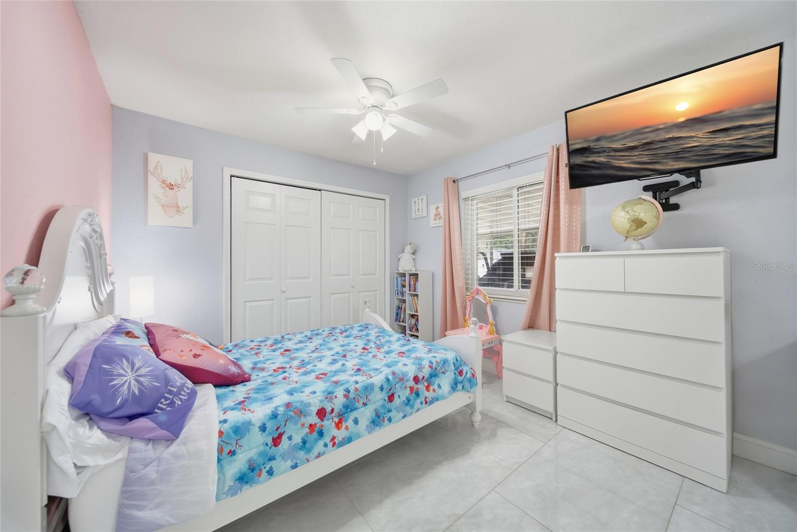 COUNTRY RUN UNIT II - Residential