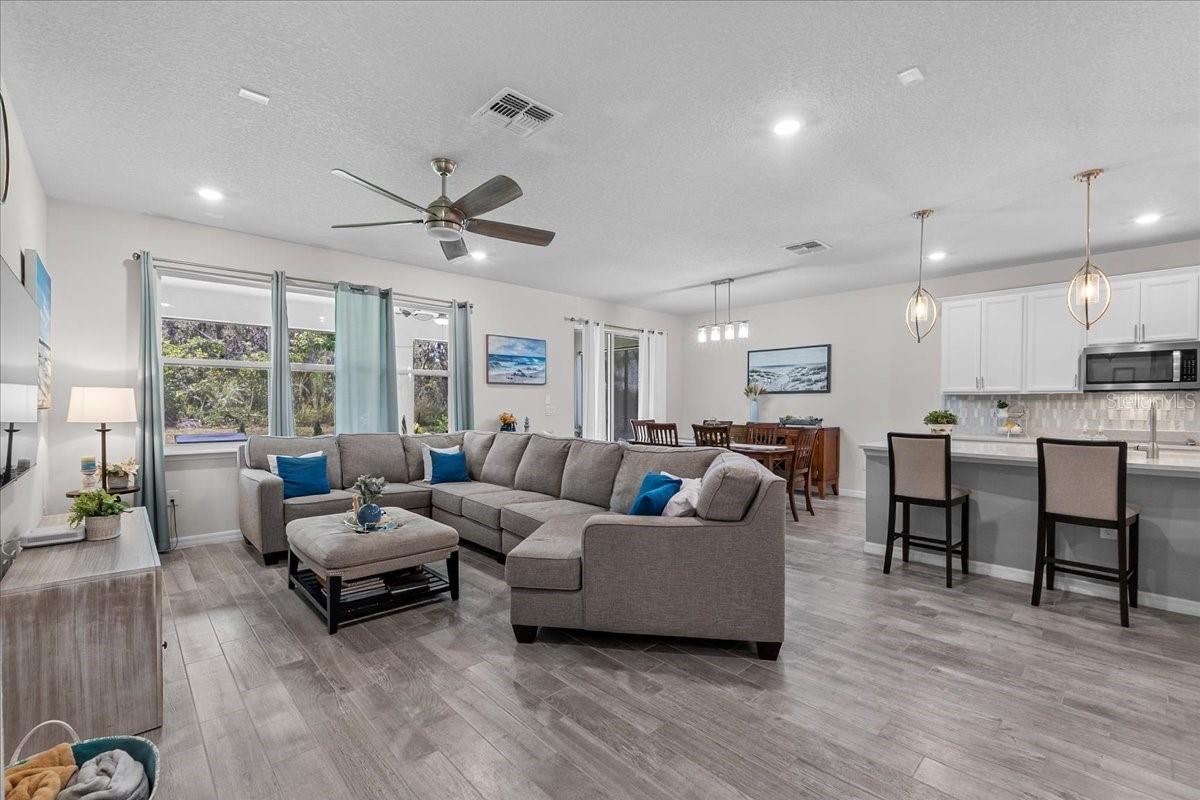 3390 CURRENT AVE