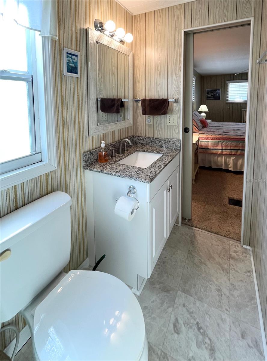 OAKWOOD MANOR - Residential