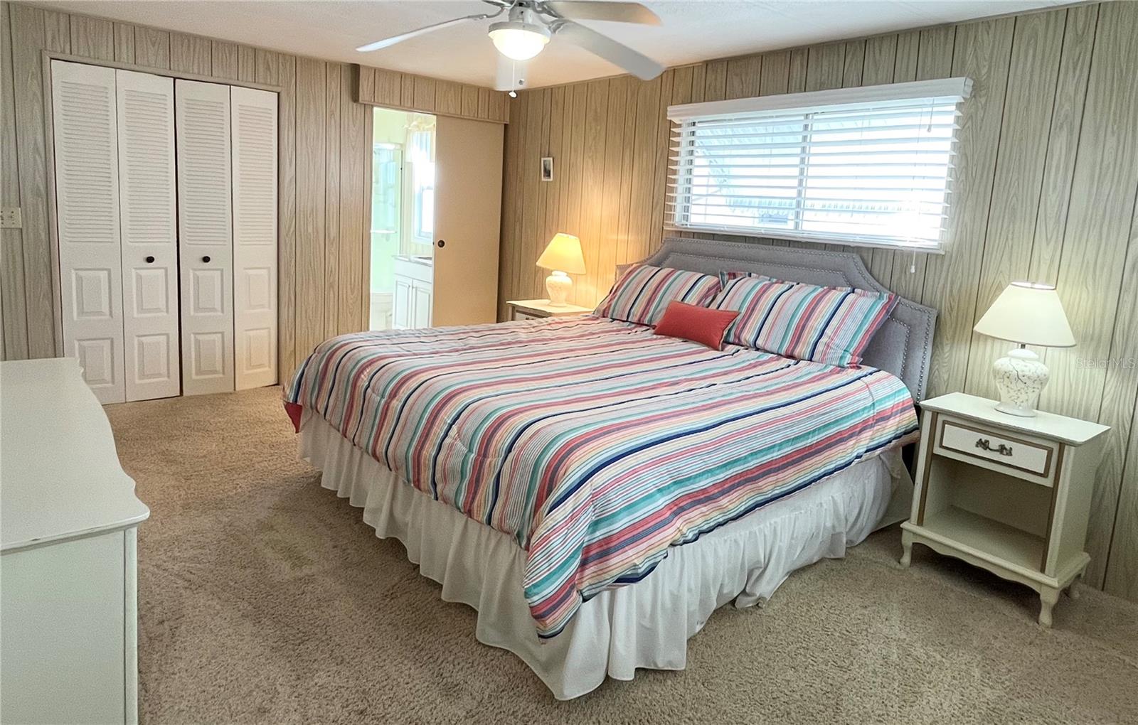 OAKWOOD MANOR - Residential