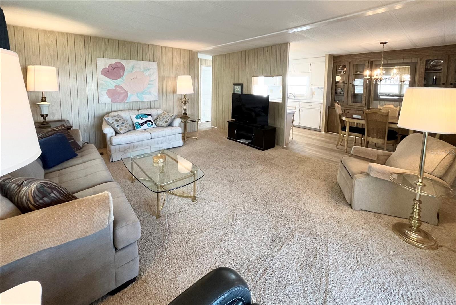 OAKWOOD MANOR - Residential