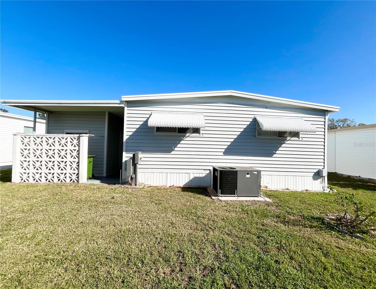 OAKWOOD MANOR - Residential