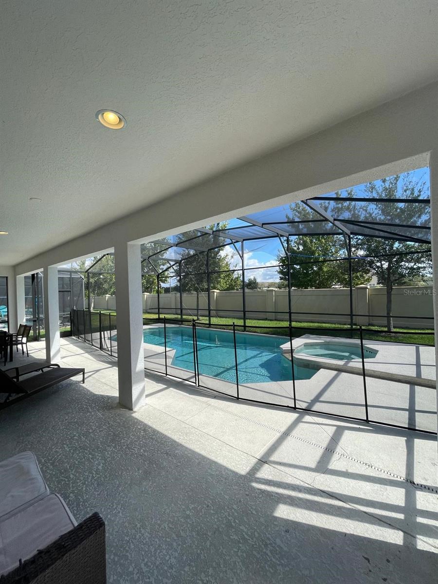 SONOMA RESORT AT TAPESTRY PH 1 - Residential Lease