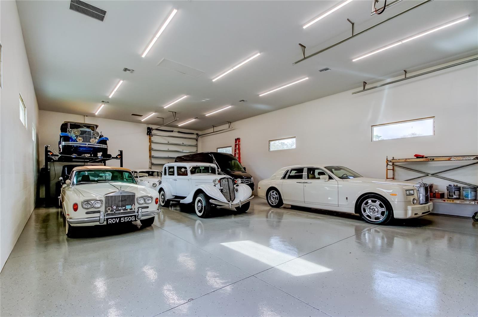 FOXBROOK PH III C - Residential