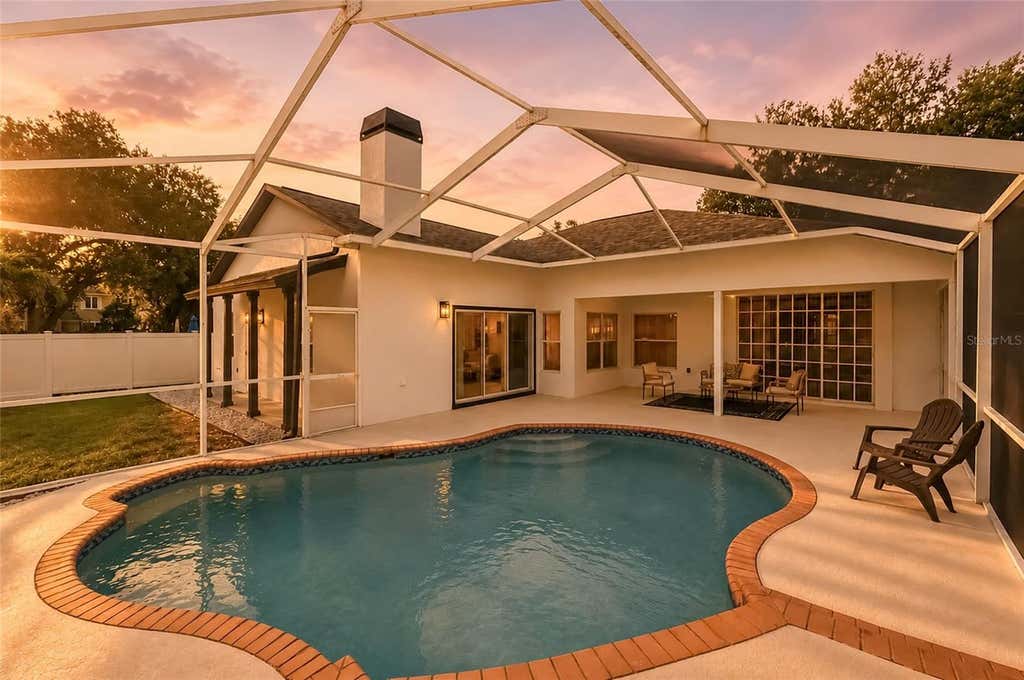 Photo of 9238 Sea Oaks Court, Seminole, FL 33776 (MLS # TB8516777)