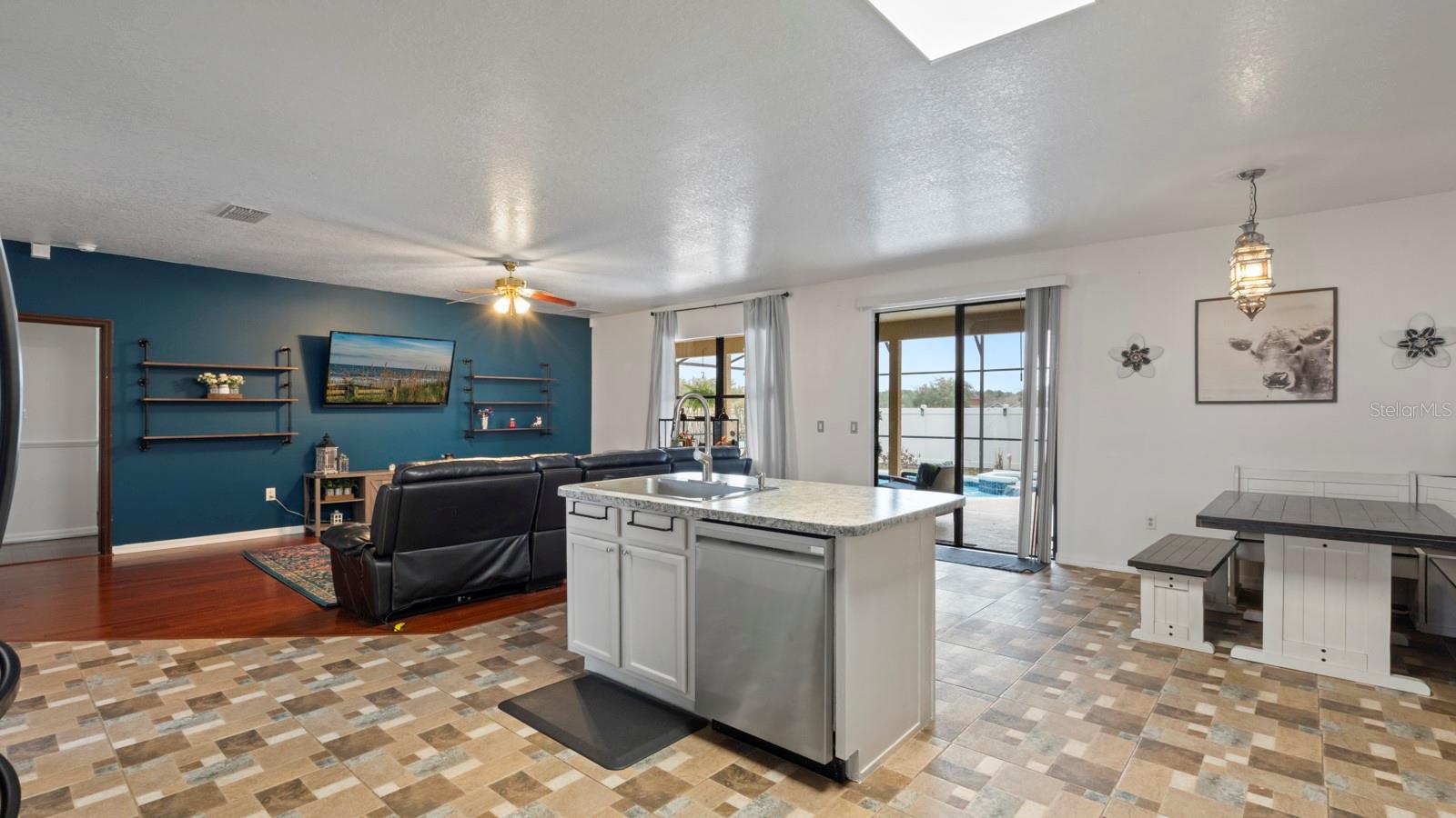 RESERVE AT WEDGEFIELD - Residential