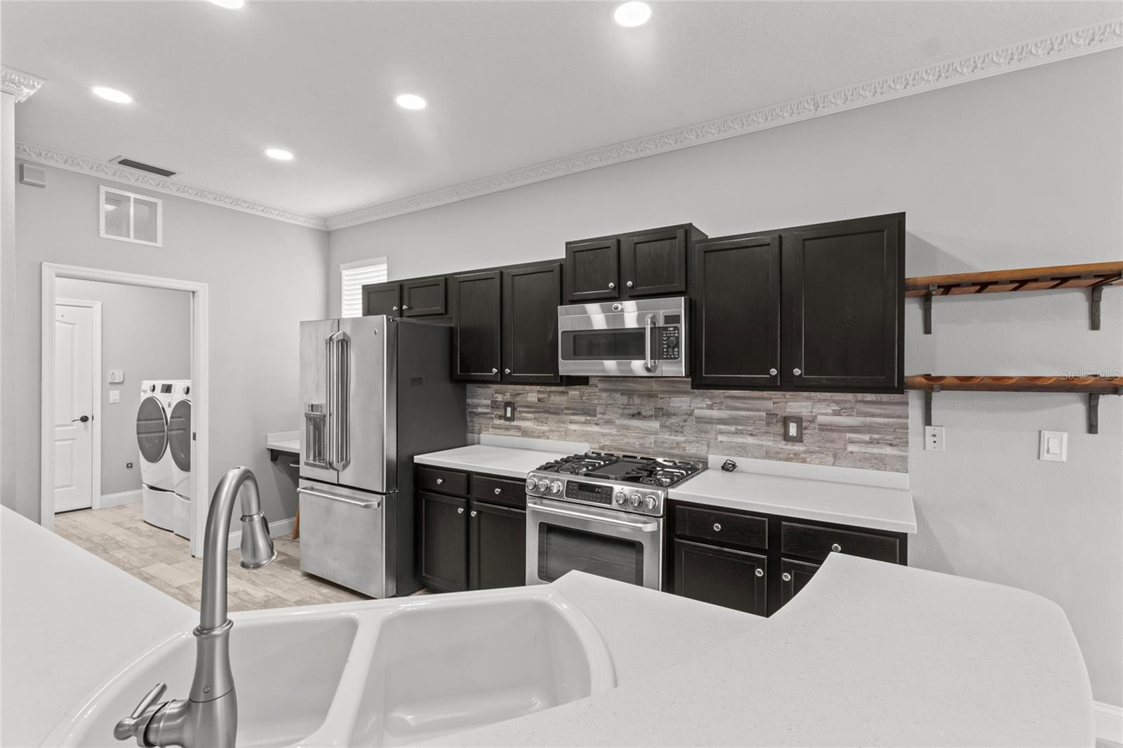 STONEYBROOK AT HERITAGE HARBOUR C-1 - Residential Lease