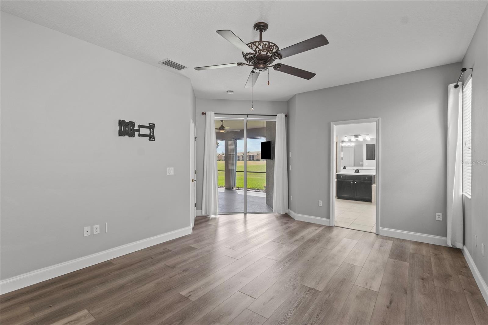 STONEYBROOK AT HERITAGE HARBOUR C-1 - Residential Lease