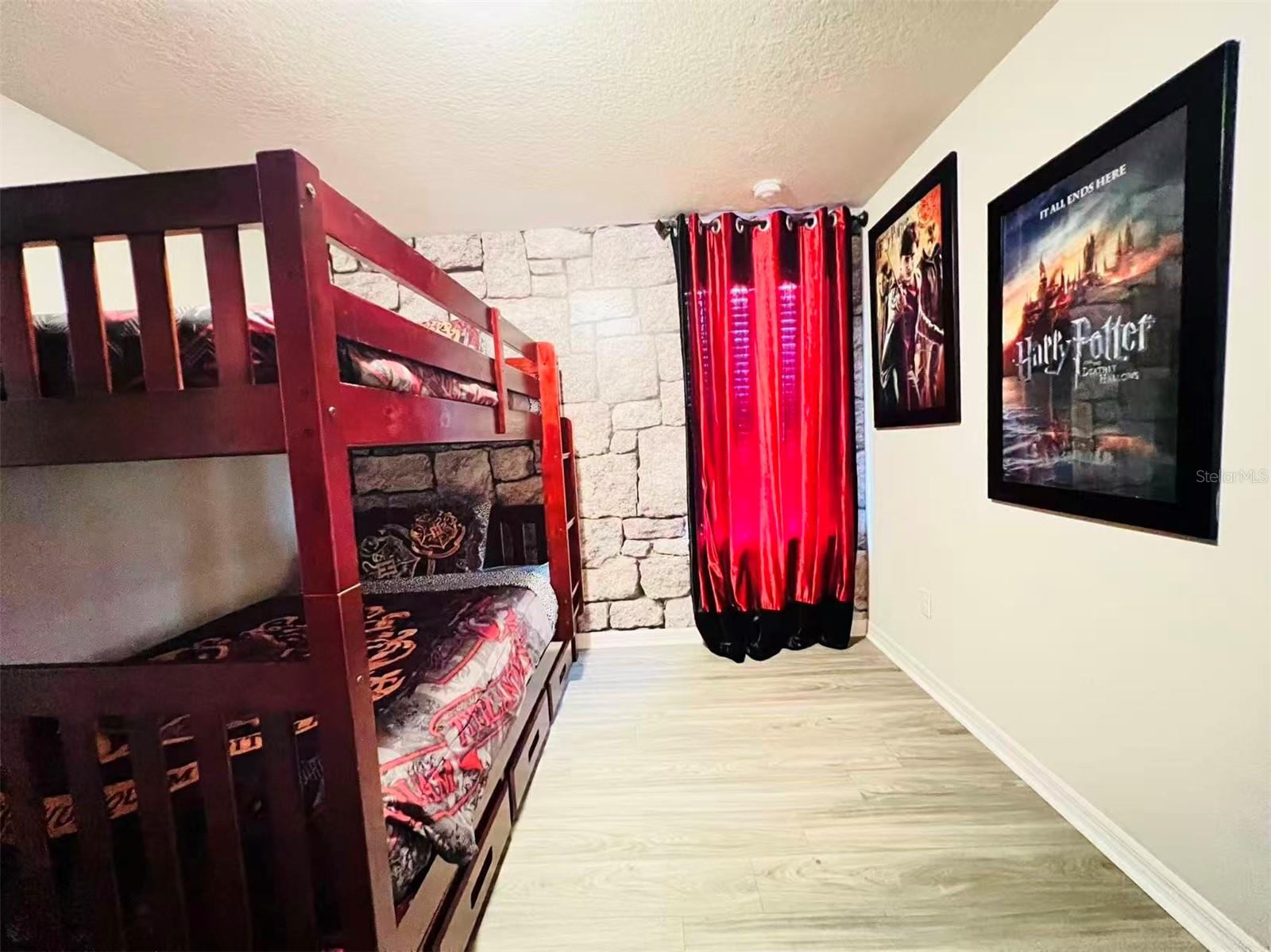 WINDSOR AT WESTSIDE PH1 - Residential