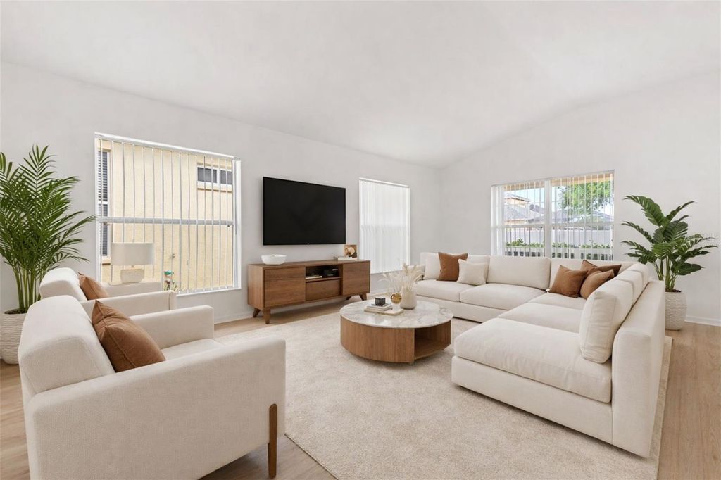 Photo of 11478 Weston Course Loop, Riverview, FL 33579 (MLS # O6392118)