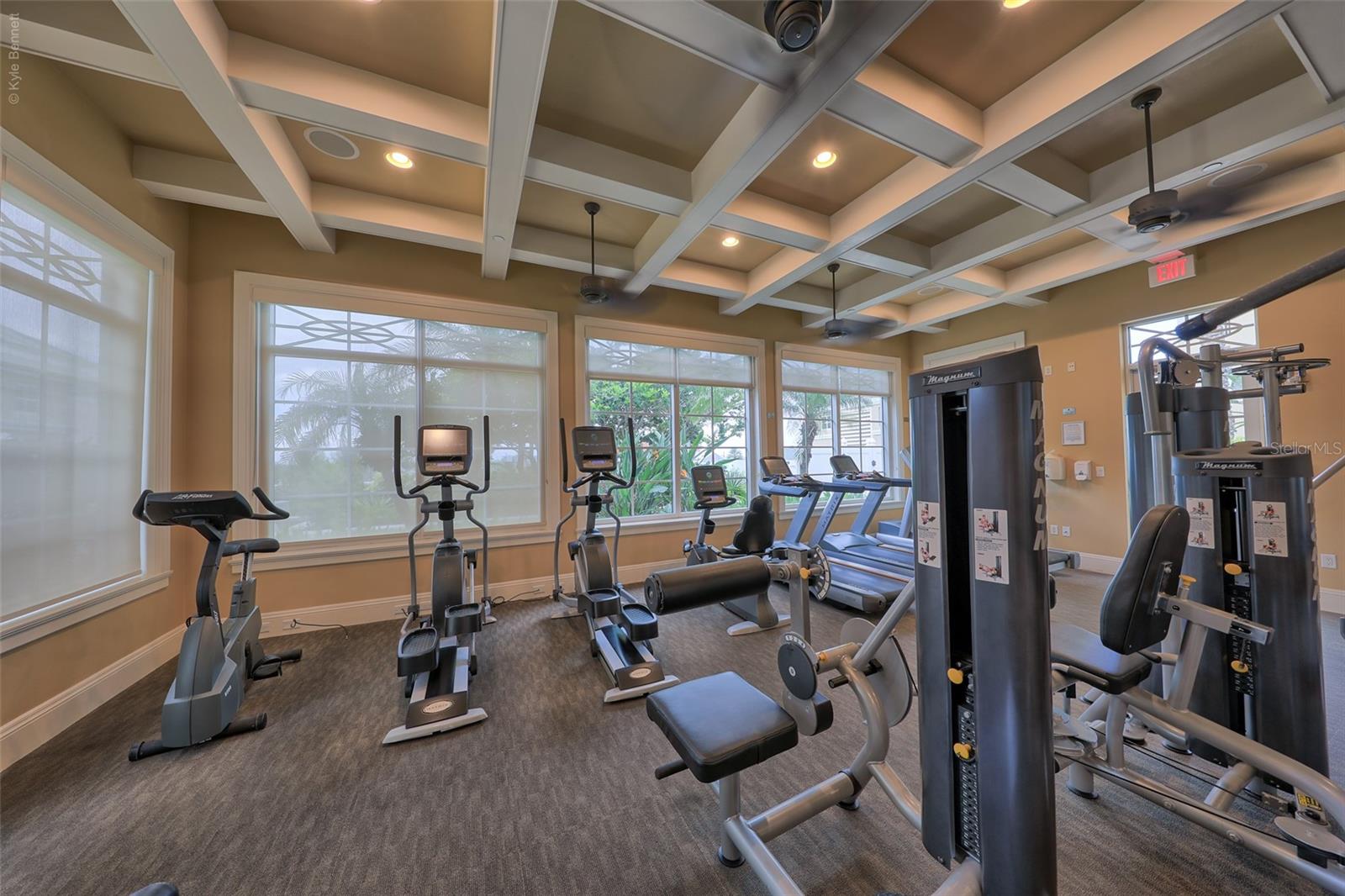 MANDALAY BEACH CLUB CONDO - Residential Lease